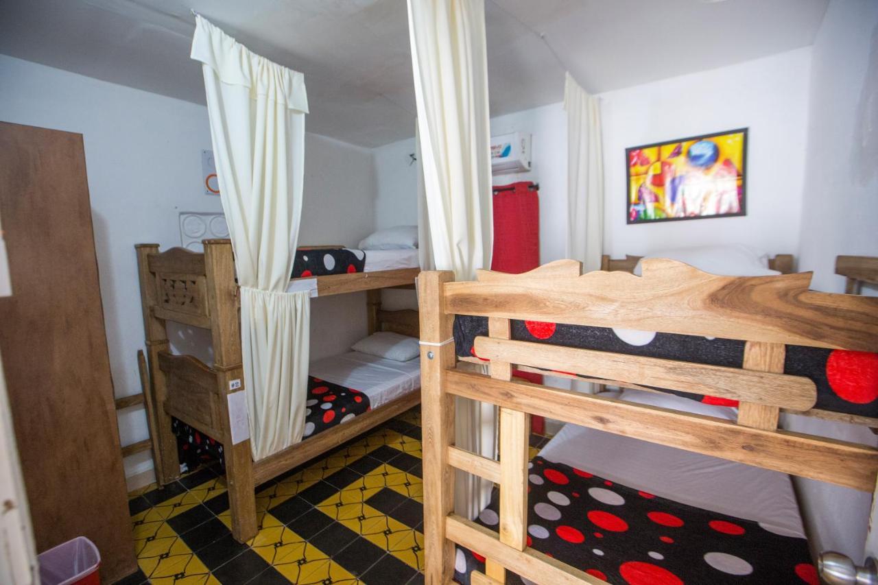 Casa Hostal Kristalu Cartagena Екстер'єр фото