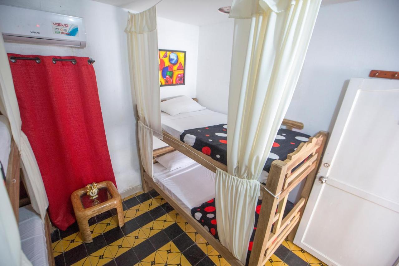 Casa Hostal Kristalu Cartagena Екстер'єр фото