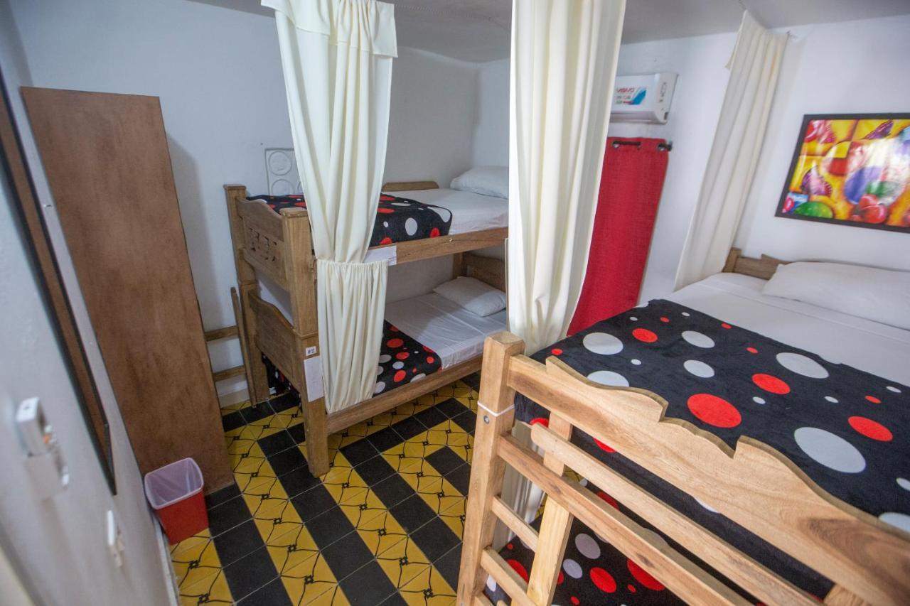 Casa Hostal Kristalu Cartagena Екстер'єр фото